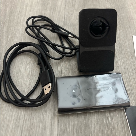 Echo AutoHands-free Alexa in your car with your phone Smart Assistant - Picture 5 of 5